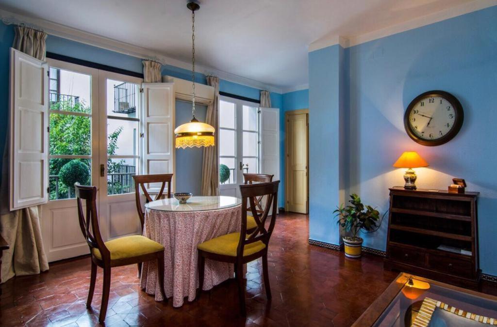 Apartamento En Un Dormitorio En Plaza Alfaro セビリア エクステリア 写真
